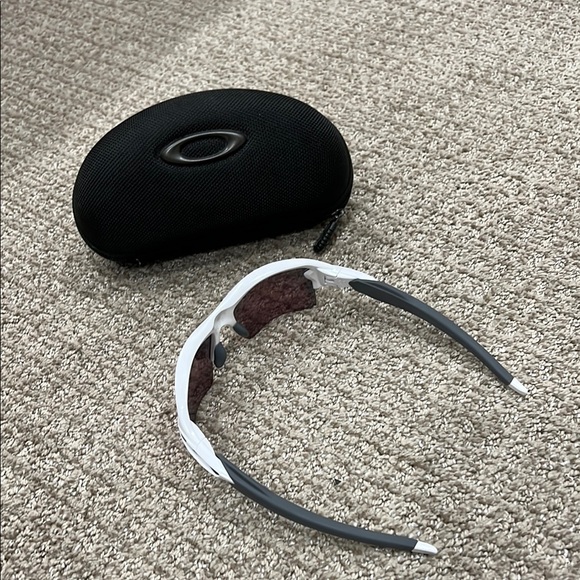 Oakley White Sunglasses with Red Lenses - Picture 5 of 8